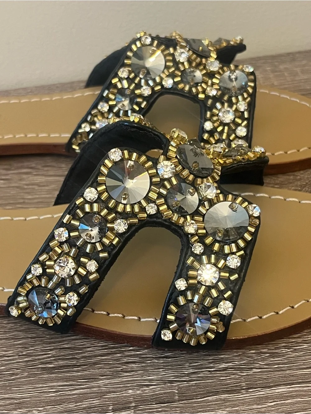 NEW $250 Mystique Ajex Jeweled Slide Sandals Women's Size 11